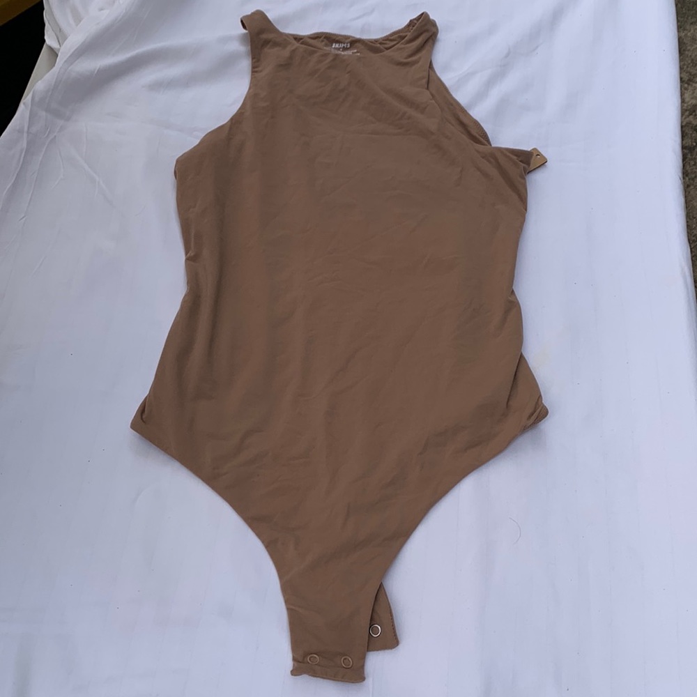 SKIMS bodysuit NWT